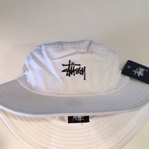 STUSSY Signature Bucket Hat White